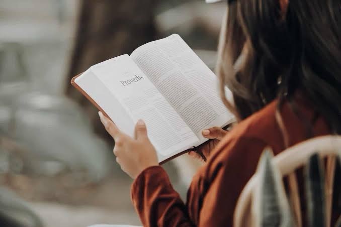 10 conselhos da bíblia para manter a paz em meio à tempestade